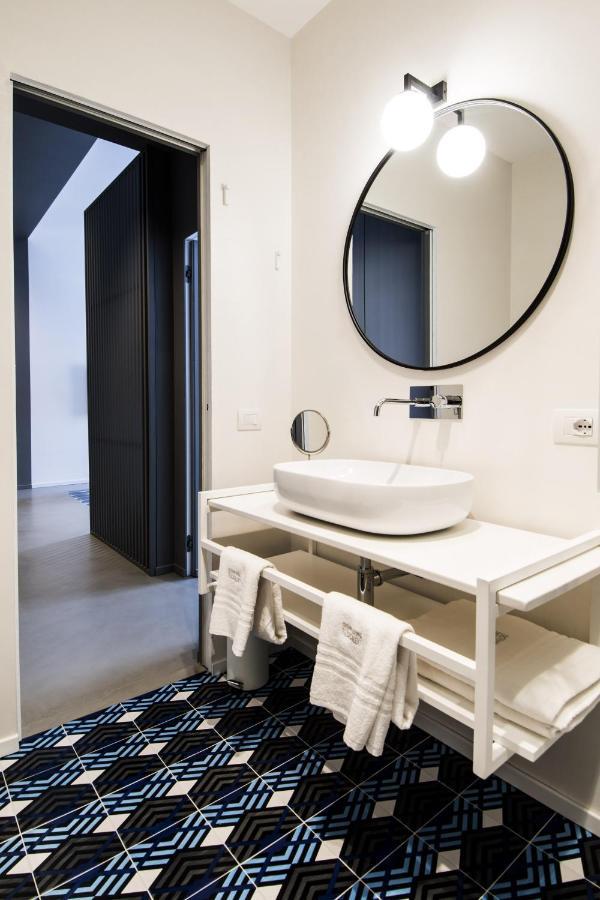Toraldo Suites - Dimore Partenopee Napoli Exterior foto